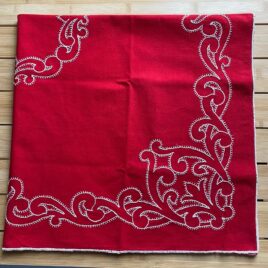 Nappe carrée rouge