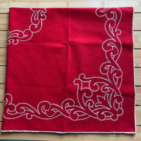 nappe carrée rouge